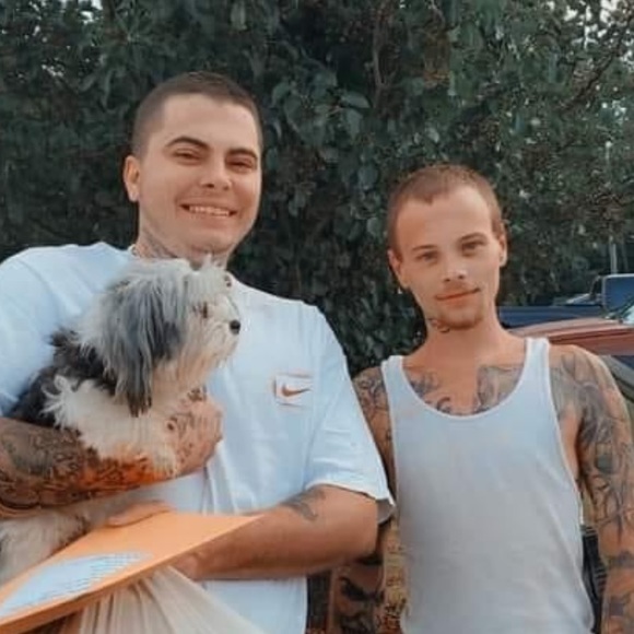 Meet your Posher, Aaron - Picture 1 of 1